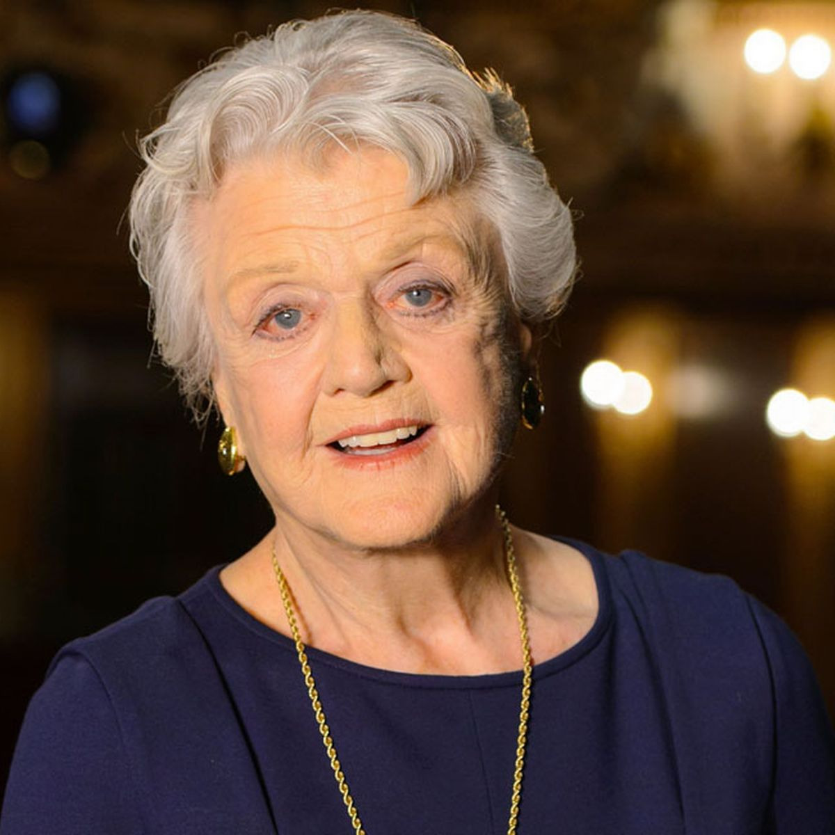 Angela Lansbury, A Favourite Actress Onstage , Died At The Age Of 96. 
