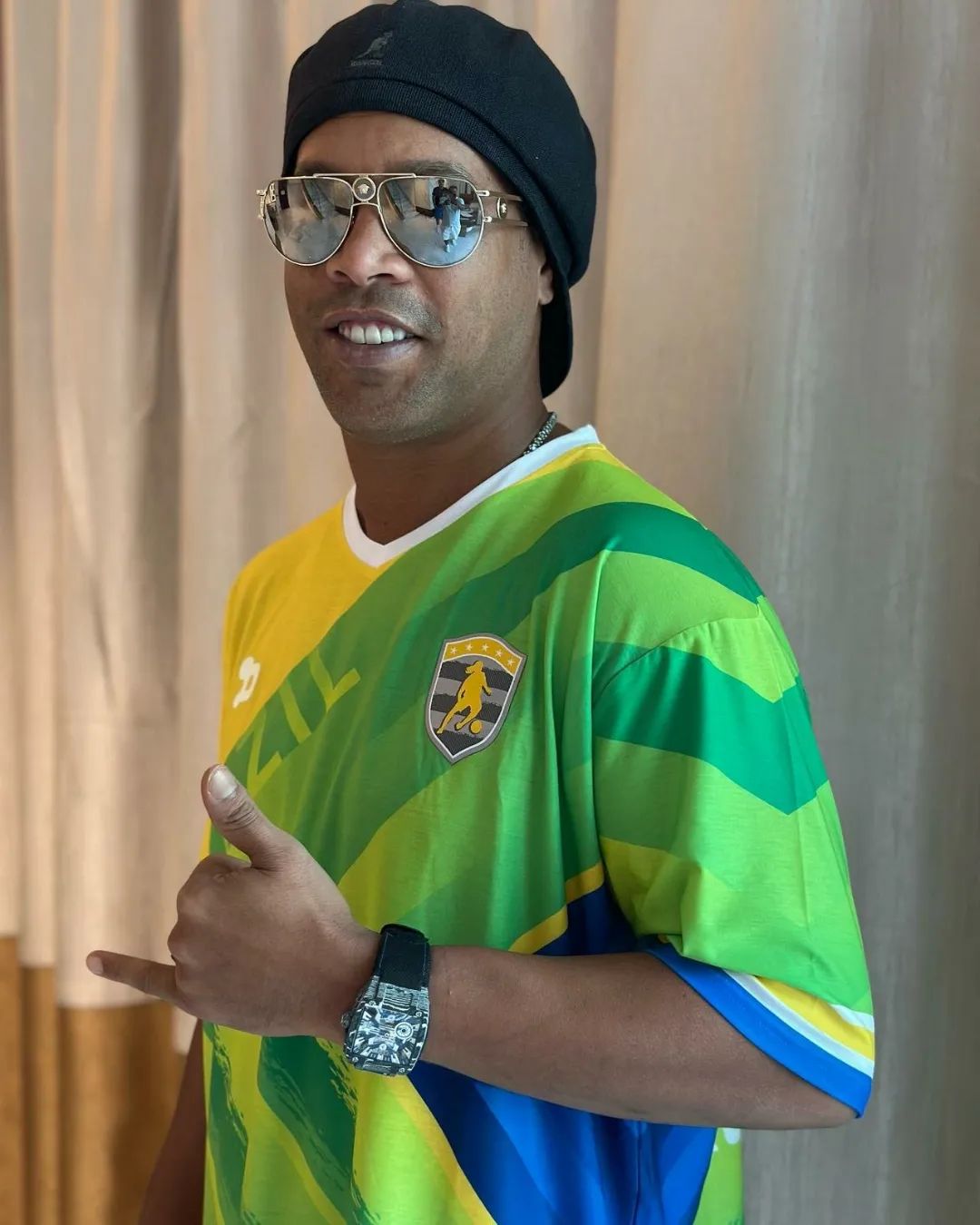 Ronaldinho Gaúcho Está De Volta Ao Futebol
