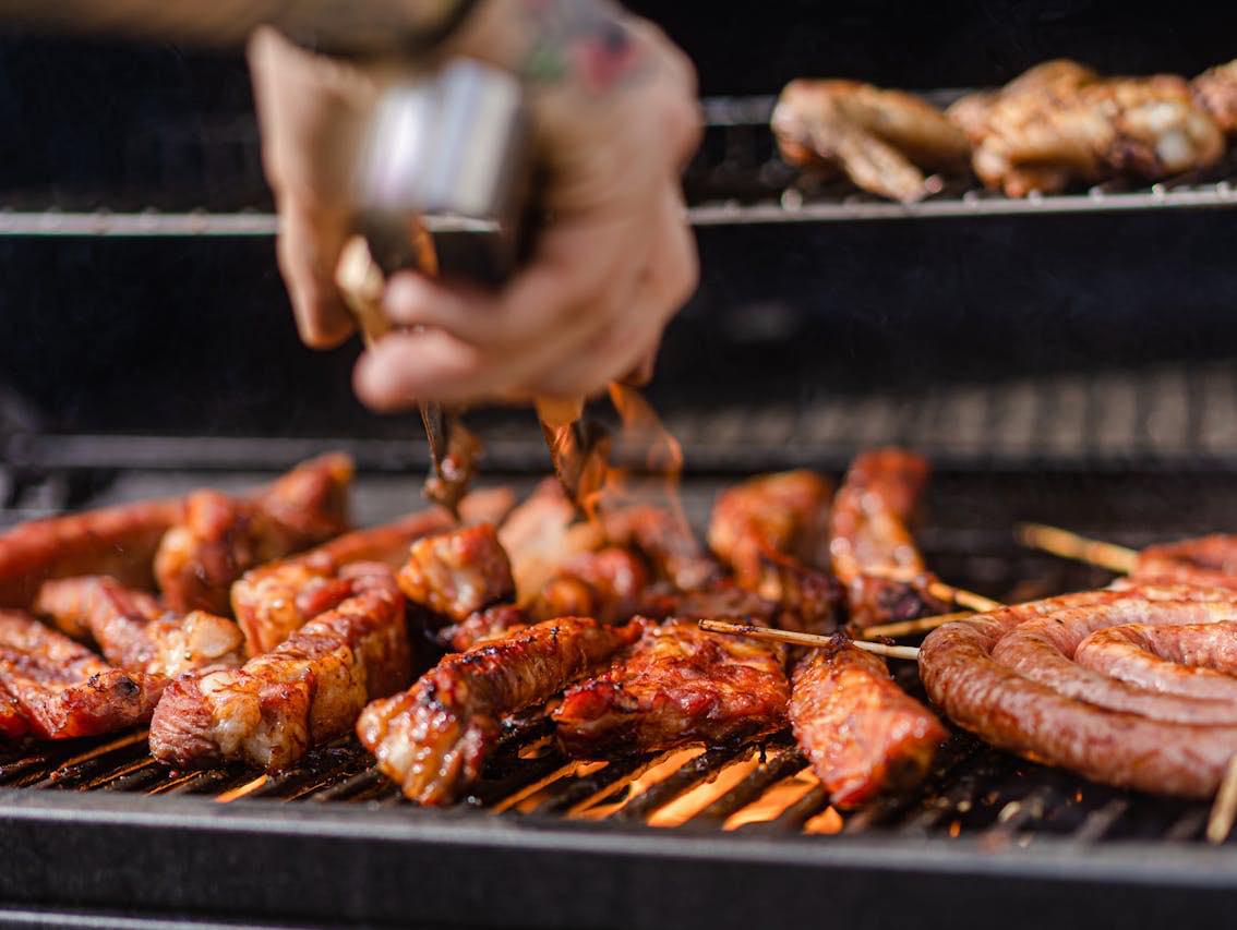 6 Simple Ways to Impress Your Guests at Your Next Home BBQ