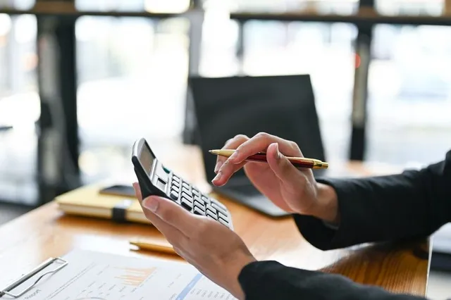 3 Signs Your Company Needs Advisory and Accounting Services